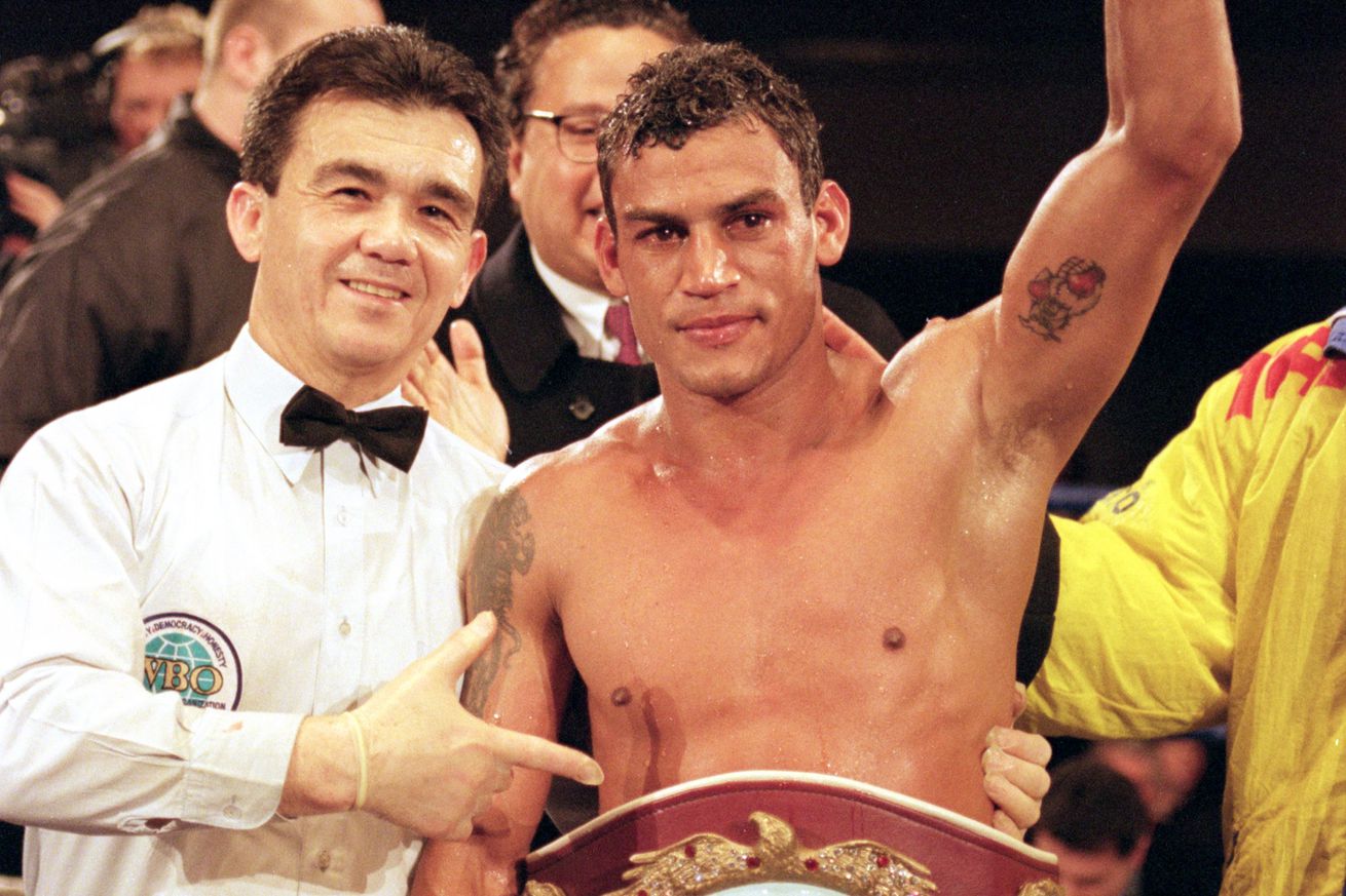Acelino ‘Popo’ Freitas knocked out Jose Landi-Johns at Fight Music Show 2.