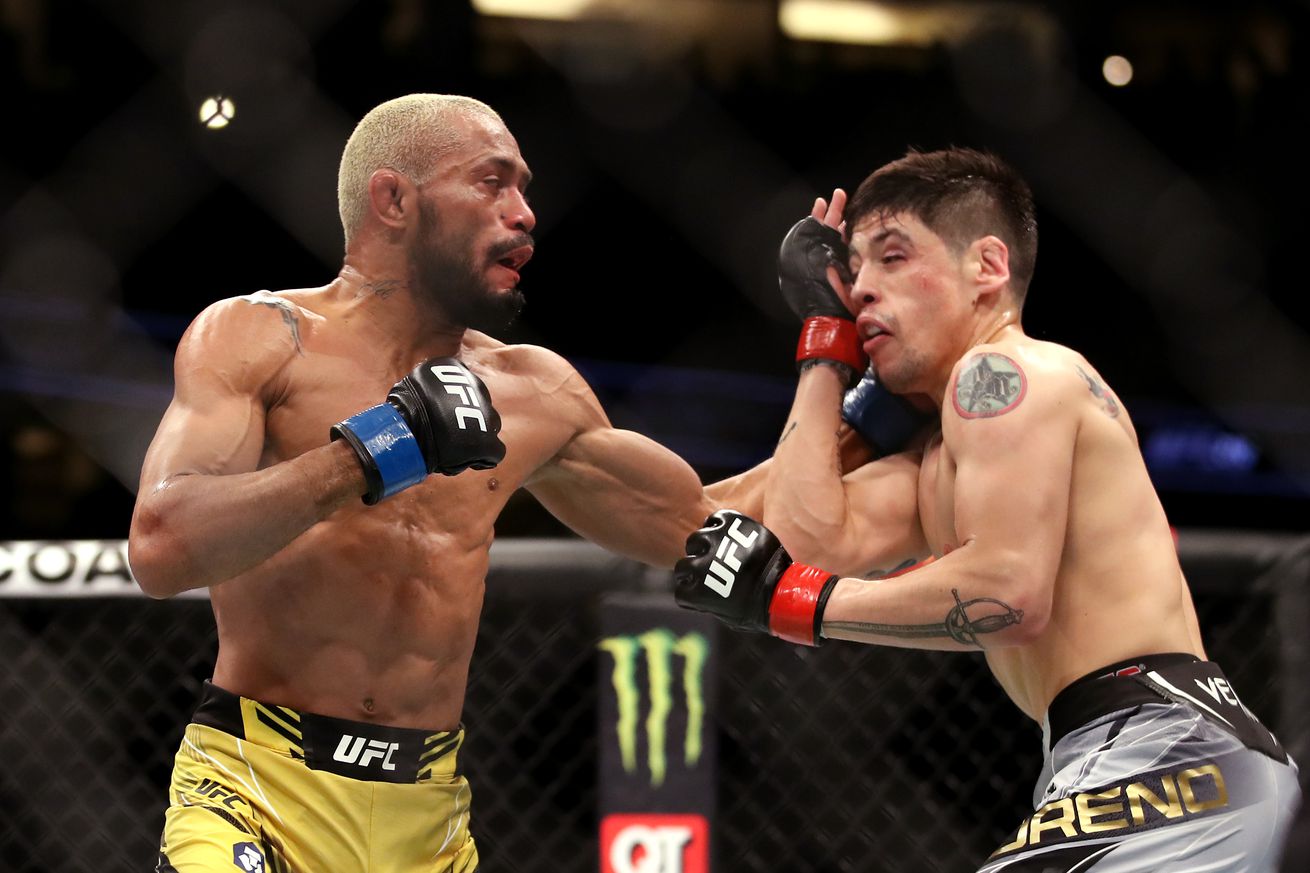 Deiveson Figueiredo and Brandon Moreno at UFC 270.