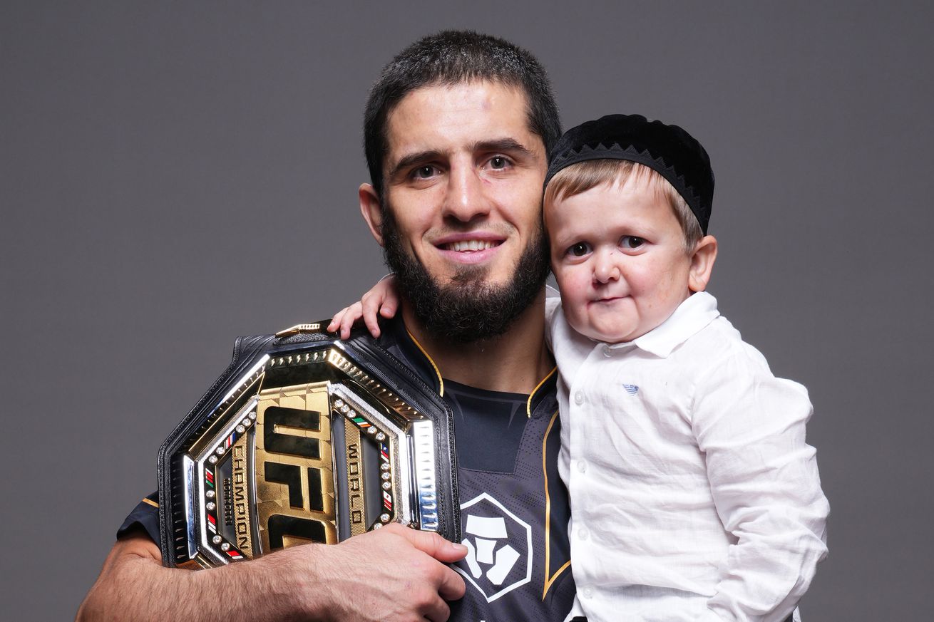UFC 280: Oliveira v Makhachev