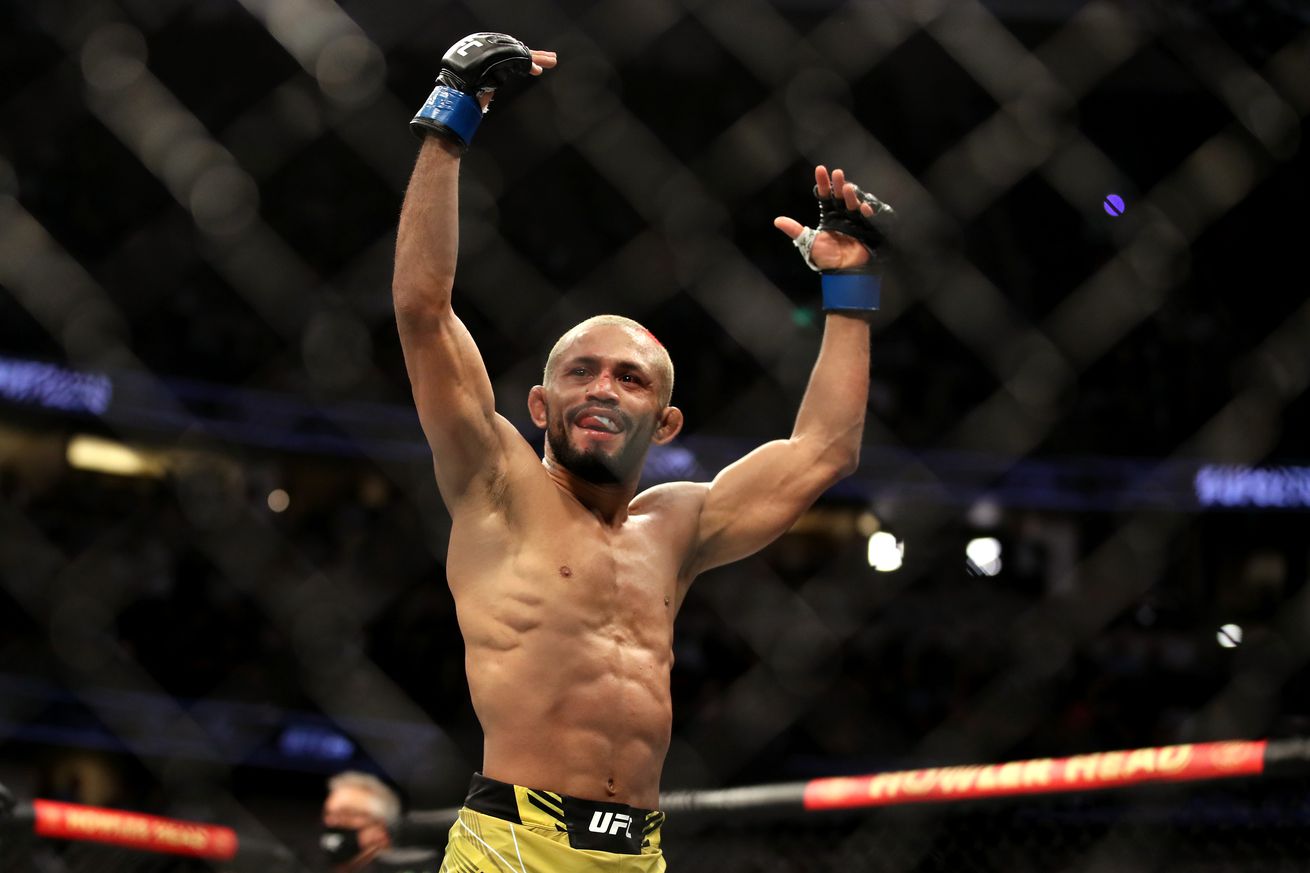 Deiveson Figueiredo defeated Brandon Moreno in January 2022.