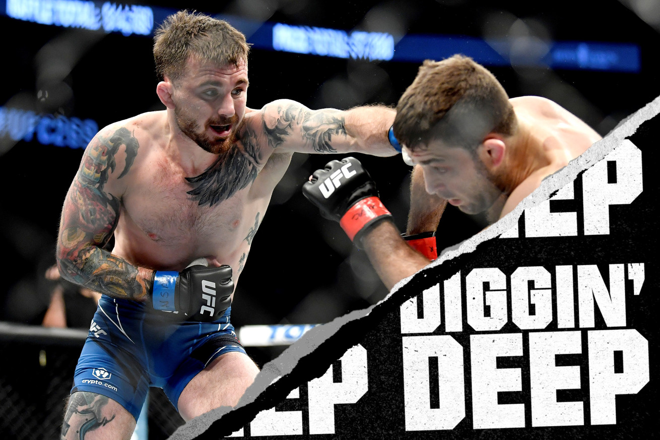 Darrick Minner punching Ryan Hall at UFC 269
