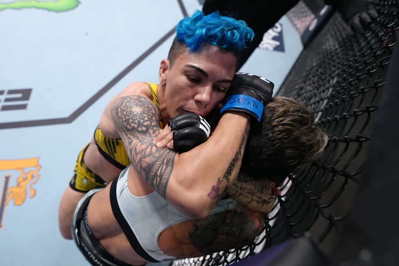 Jessica Andrade&nbsp;picked up the first standing arm triangle submission in UFC history in 2022