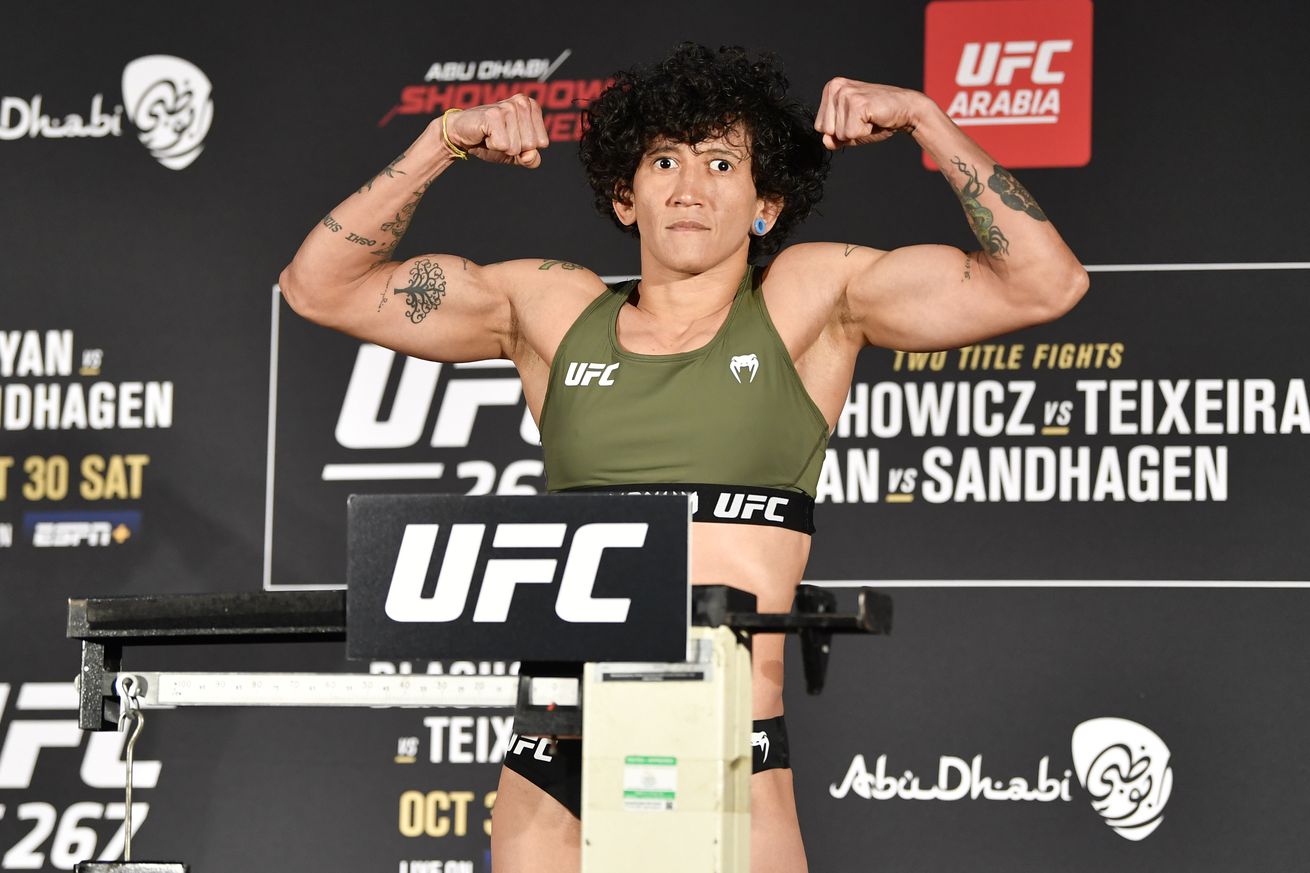 Virna Jandiroba defeated Angela Hill in May 2022.