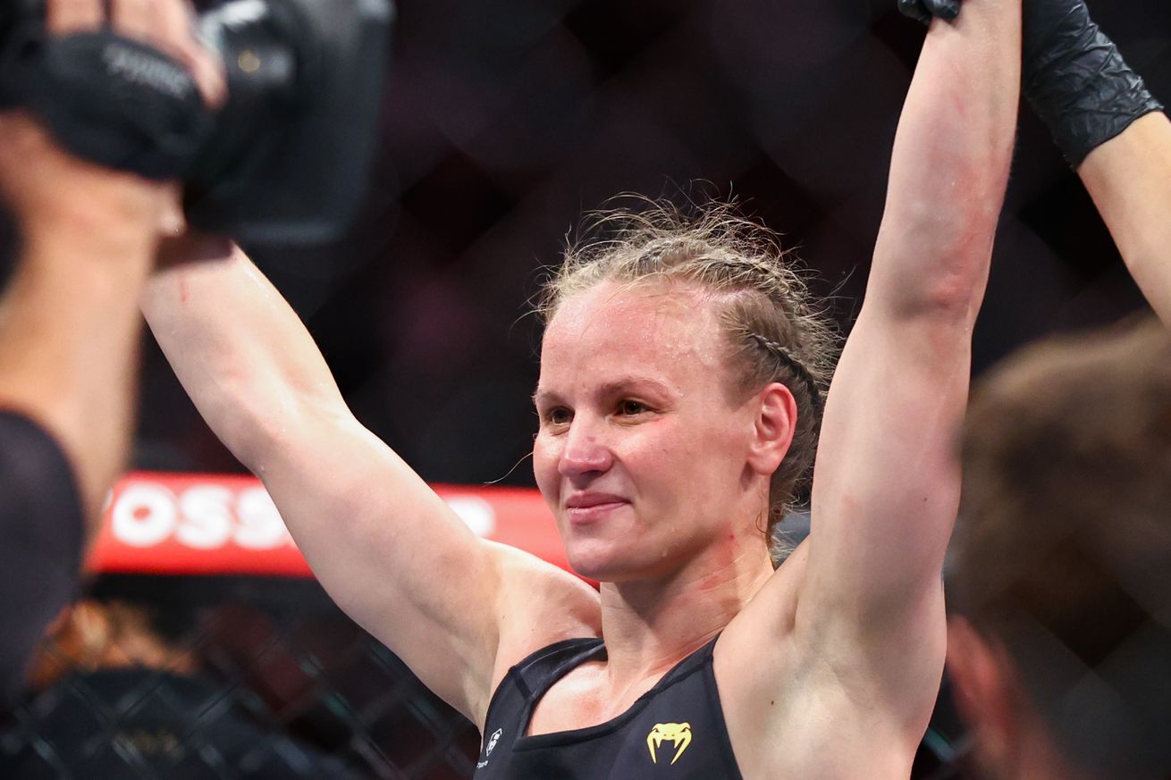 UFC 275: Shevchenko v Santos