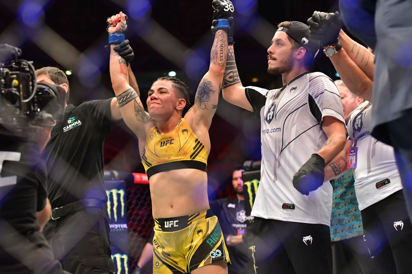 MMA: JAN 21 UFC 283