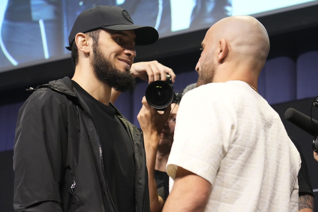 Islam Makhachev and Alexander Volkanovski square off at UFC 284.