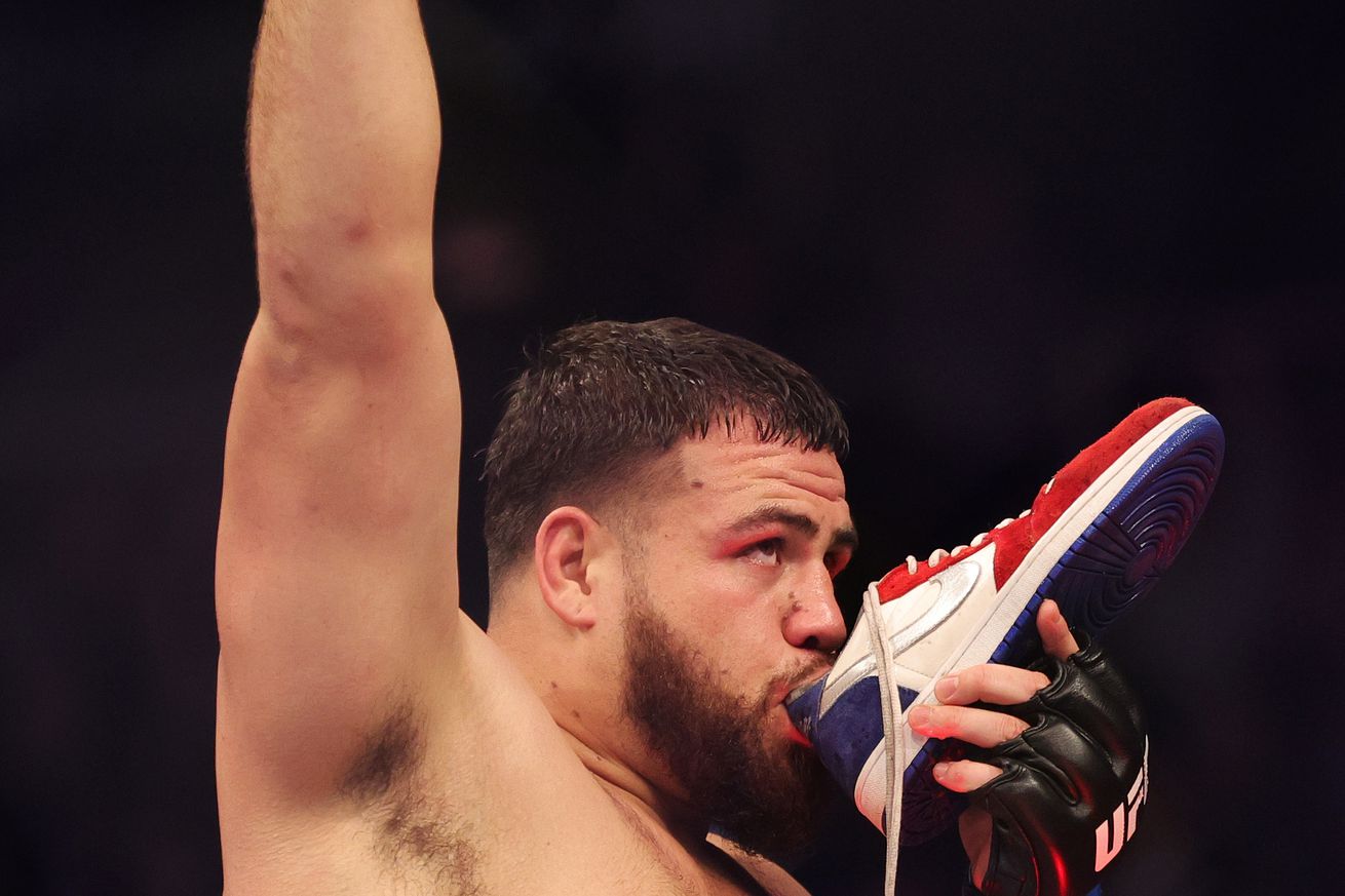 UFC 271: Derrick Lewis v Tai Tuivasa