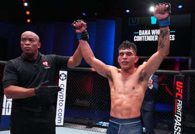 Dana White’s Contender Series – Pacheco v Silva