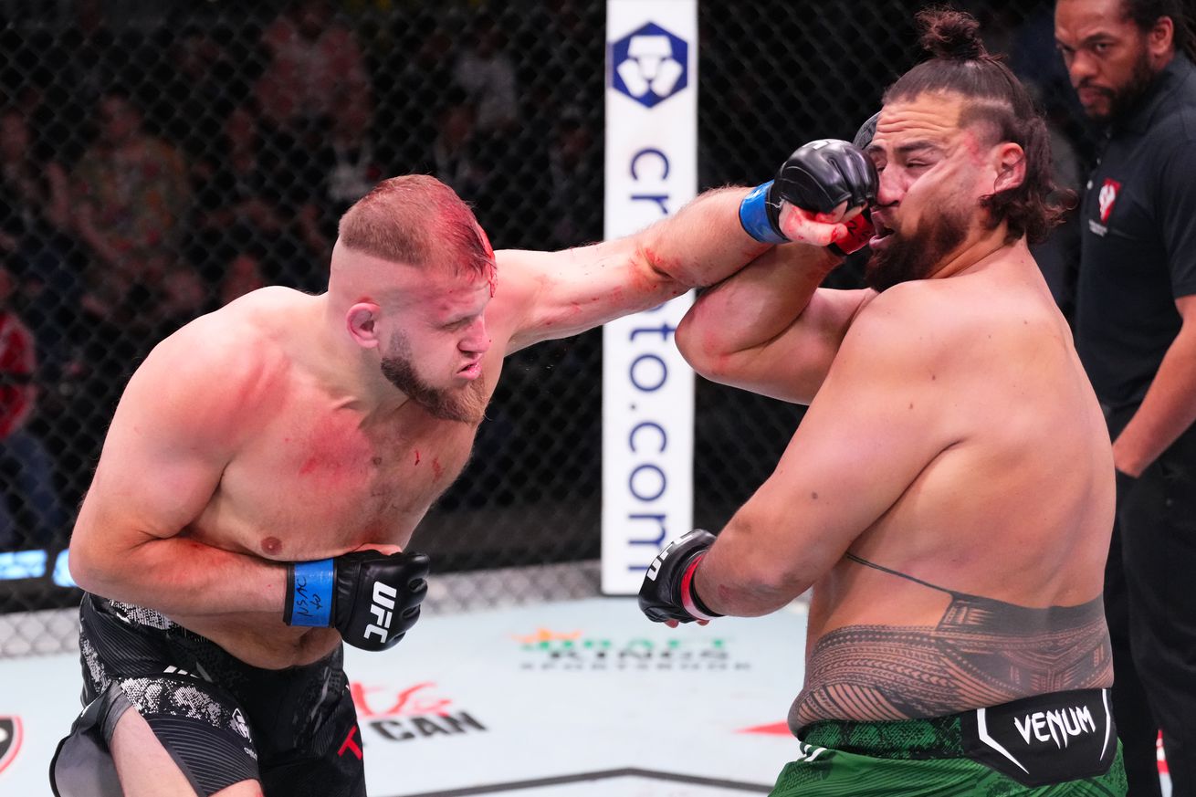 UFC Fight Night: Tuivasa v Tybura