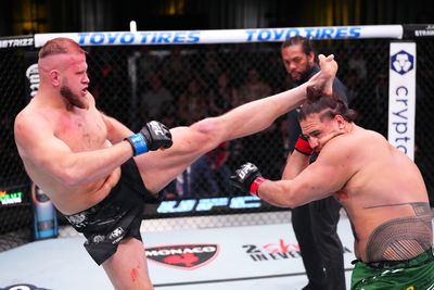 UFC Fight Night: Tuivasa v Tybura