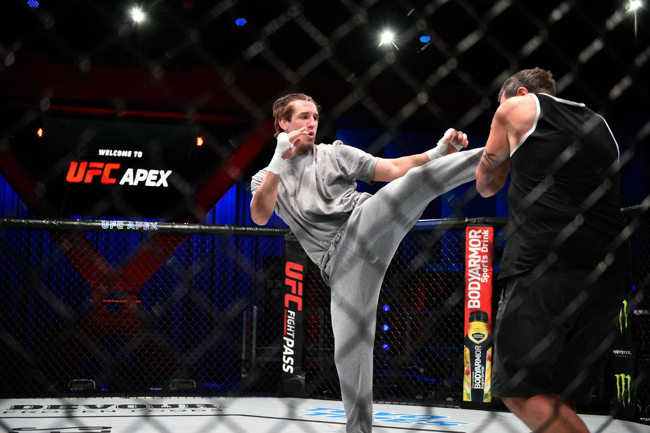 Dana White’s Contender Series: Regman v Arroyo