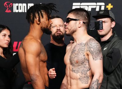 UFC Fight Night: Allen v Curtis 2 Weigh-in