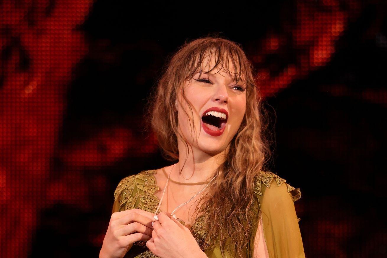 Taylor Swift | The Eras Tour - Lyon, France