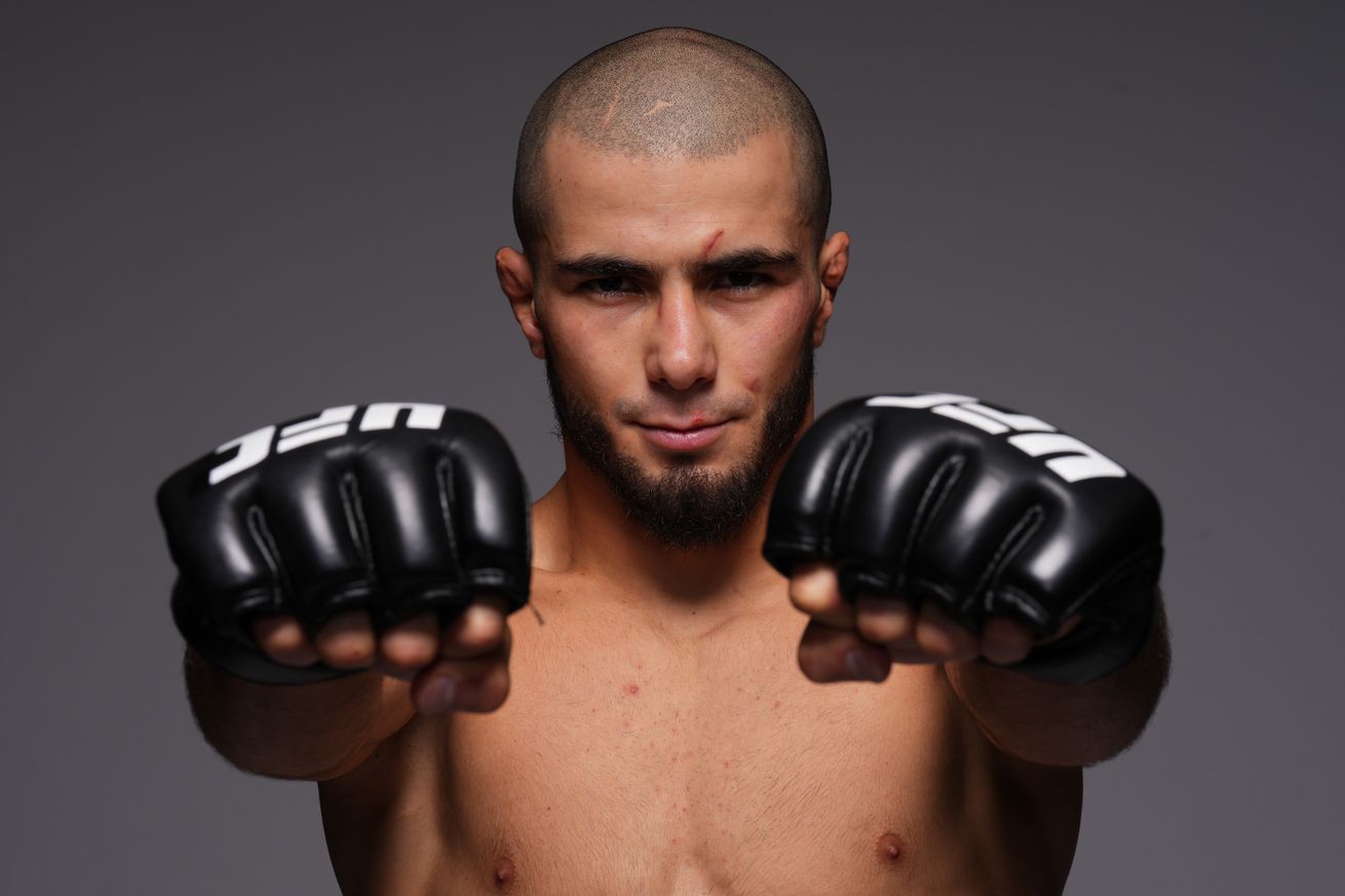 UFC Fight Night: Rozenstruik v Gaziev