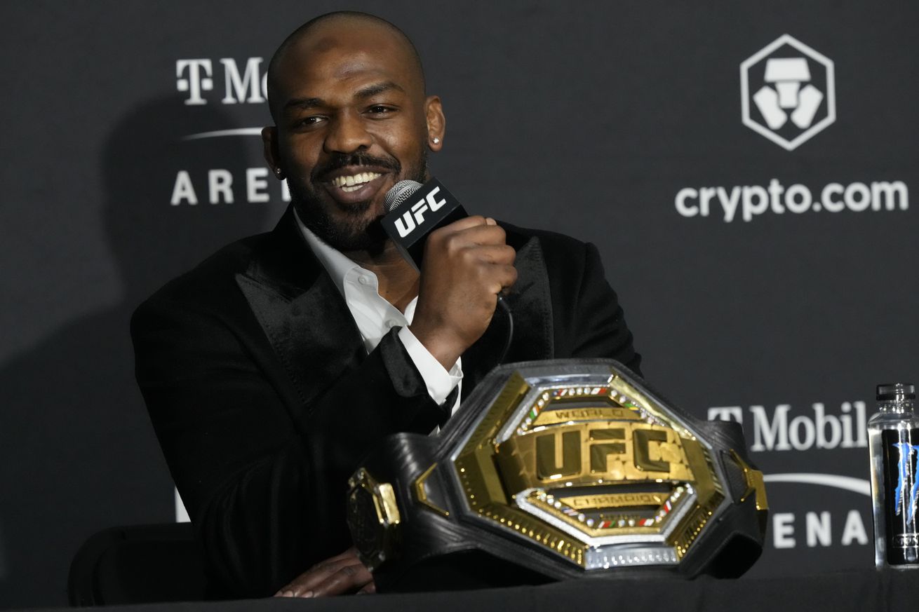 MMA: MAR 04 UFC 285