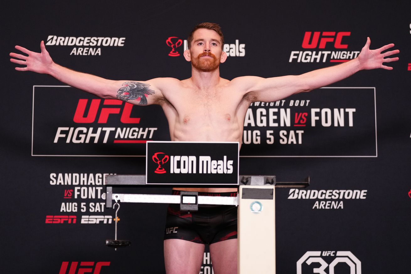 UFC Fight Night: Sandhagen v Font Official Weigh-in