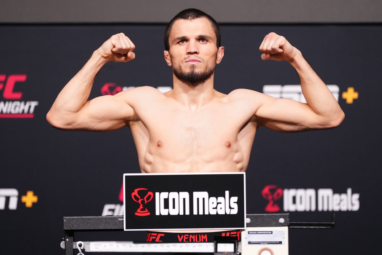 UFC Fight Night: Rozenstruik v Gaziev Weigh-in