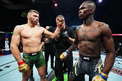 UFC 305: Du Plessis v Adesanya