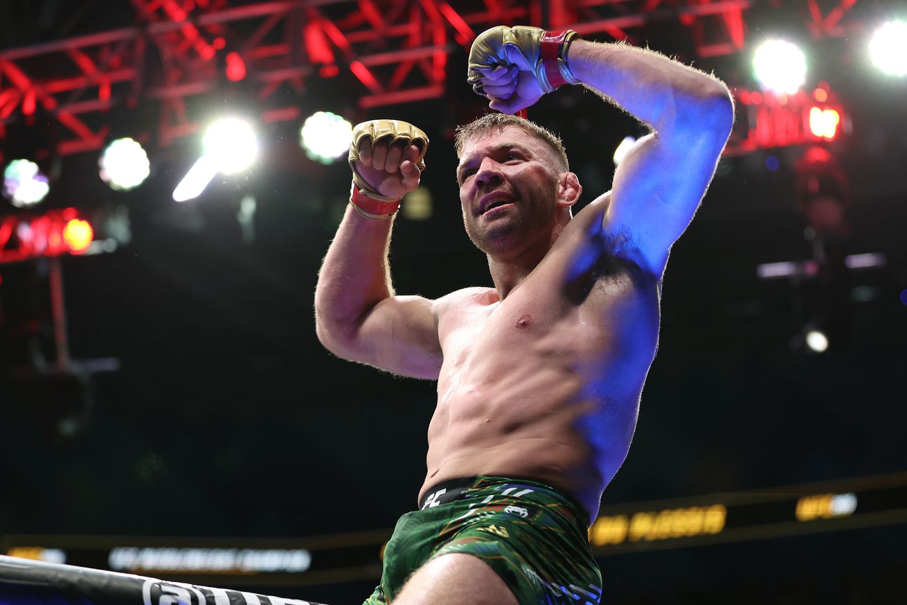 UFC 305 Perth