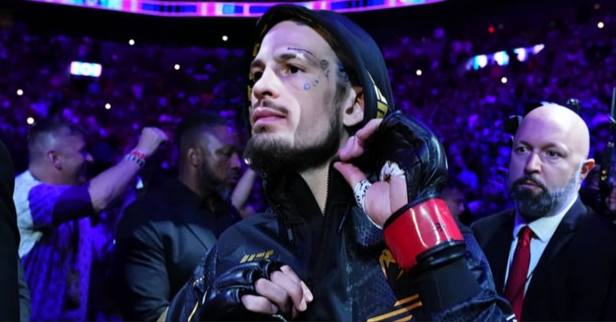 Daniel Cormier explains how O'Malley is playing psychological games with Merab Dvalishvili