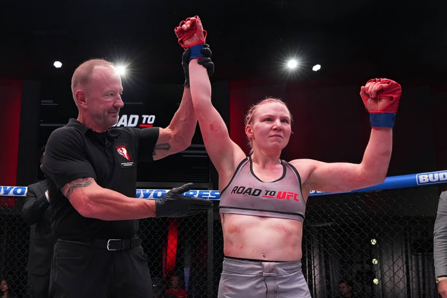 Conor McGregor presses Dana White to sign‘ Road to UFC’ star: 'Announce her signing, brother!' 4 danni mccormack